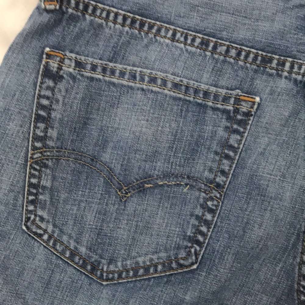 Levi’s 527 red tab jean cutoffs Size 33 - Picture 3 of 8